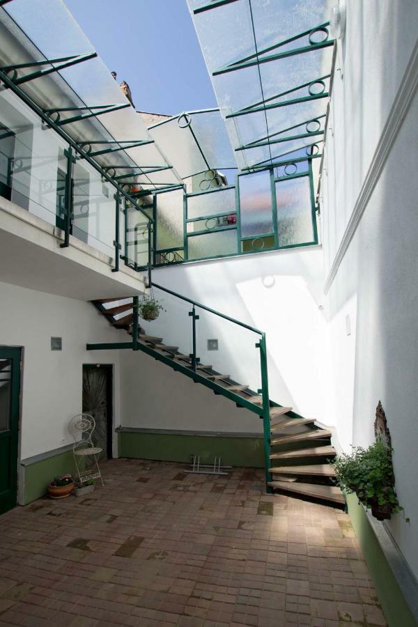 Na Kapucinske Hotel Mikulov Exterior photo